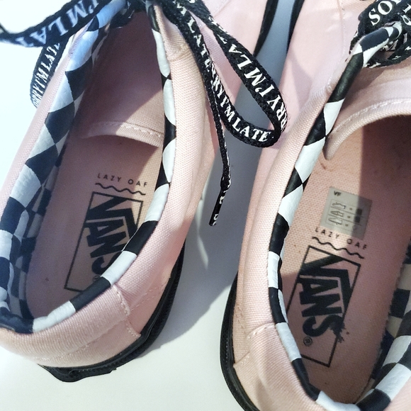Vans x Lazy Oaf Almond Blossom sneakers - Picture 7 of 8